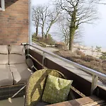 Sea View *